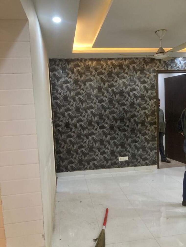 Balcony, kalkaji 3 Bedroom 125 Sq.Ft. Builder Floor In Kalkaji Delhi 10193302