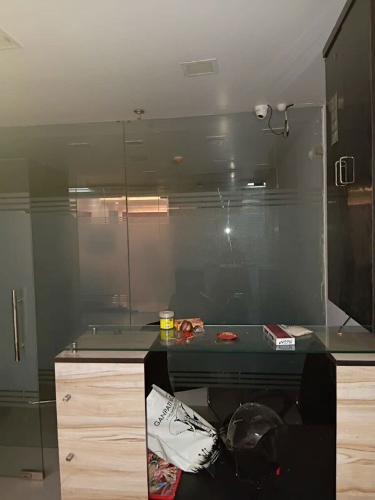 Kitchen, levana-cyber-heights Commercial Office Space 1000 Sq.Ft. In Vibhuti Khand Lucknow 10193373