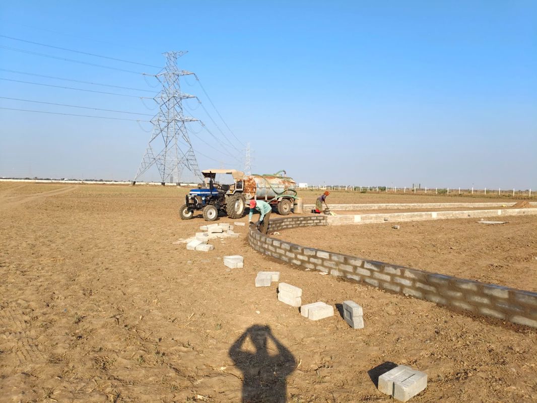Plot For Sale in Dholera
