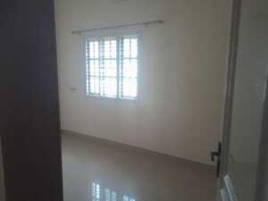 Room in 3 BHK Builder Floor at Akshya Nagar – for Rent