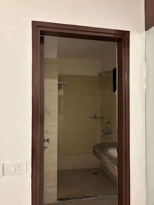 Building Lobby in 2 BHK Builder Floor at Masjid Moth – for Rent