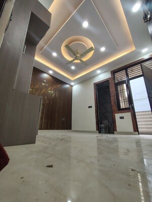 Building Lobby in 3.5 BHK Builder Floor at Govindpuram Residency, Govindpuram – for Sale