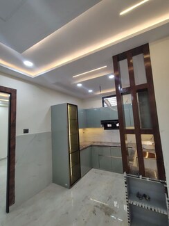 3.5 BHK + Pooja Room Builder Floor For Sale in Govindpuram Residency