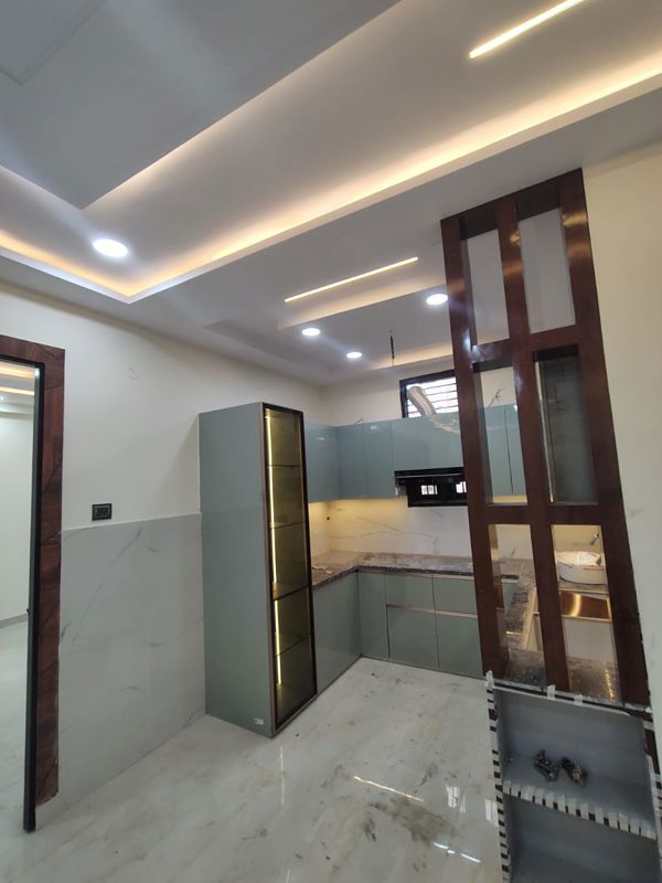 3.5 BHK + Pooja Room Builder Floor For Sale in Govindpuram Residency