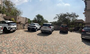 Parking in 4 BHK Apartment at Lake View, Aarey Colony – for Rent