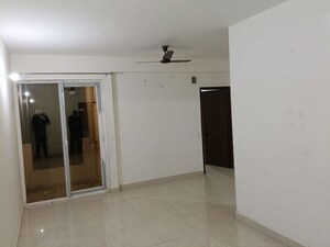 Room in 2 BHK Apartment at Signature Global Proxima, Sector 89 – for Rent