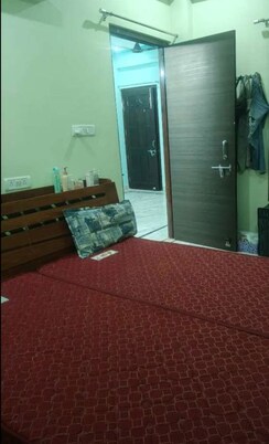2 BHK + Pooja Room Apartment For Rent in Hazratganj