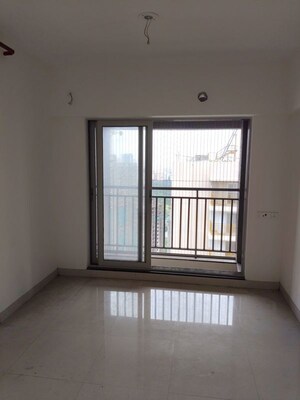 Room in 1 BHK Apartment at Ashar Metro Towers, Vartak Nagar – for Sale