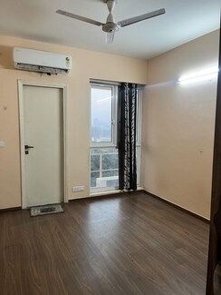 3 BHK + Extra Room Apartment For Rent in Emaar Emerald Estate