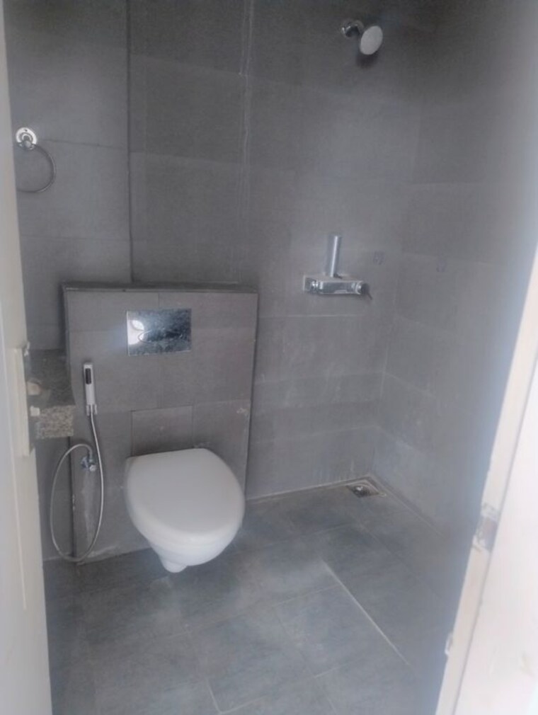 Bathroom, mapsko-mount-ville 3 Bedroom 1520 Sq.Ft. Apartment In Sector 79 Gurgaon 10193776