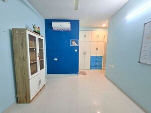 Room in 3 BHK Apartment at Rustomjee Azziano Wing D, Thane West – for Rent