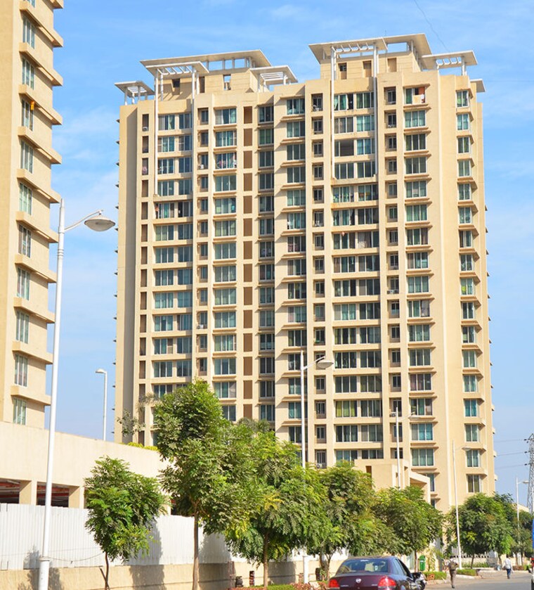 Exterior View, rustomjee-azziano-wing-d 3 Bedroom 1011 Sq.Ft. Apartment In Thane West Thane 10193778