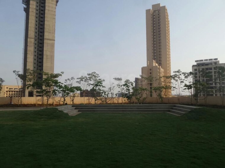 Swimming Pool, rustomjee-azziano-wing-d 3 Bedroom 1011 Sq.Ft. Apartment In Thane West Thane 10193778
