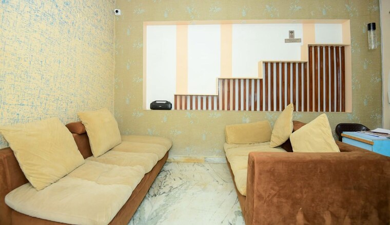 Living Room, gomti nagar 5 Bedroom 3200 Sq.Ft. Independent House In Gomti Nagar Lucknow 10193927