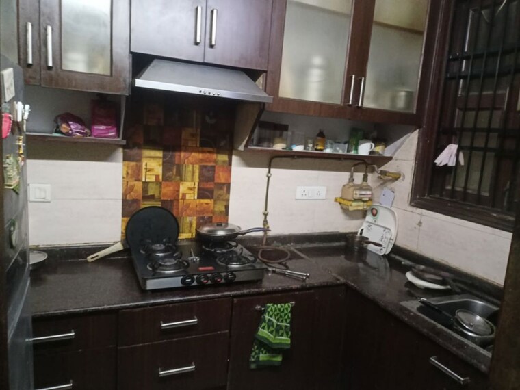 Kitchen, safdarjung enclave 3 Bedroom 1100 Sq.Ft. Builder Floor In Safdarjung Enclave Delhi 10193972