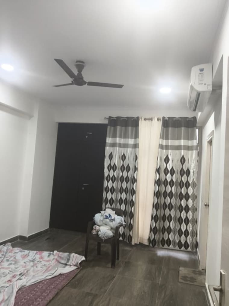 Living Room, gaur-city-5th-avenue 3.5 Bedroom 1470 Sq.Ft. Apartment In Sector 4 Greater Noida Greater Noida 10193980