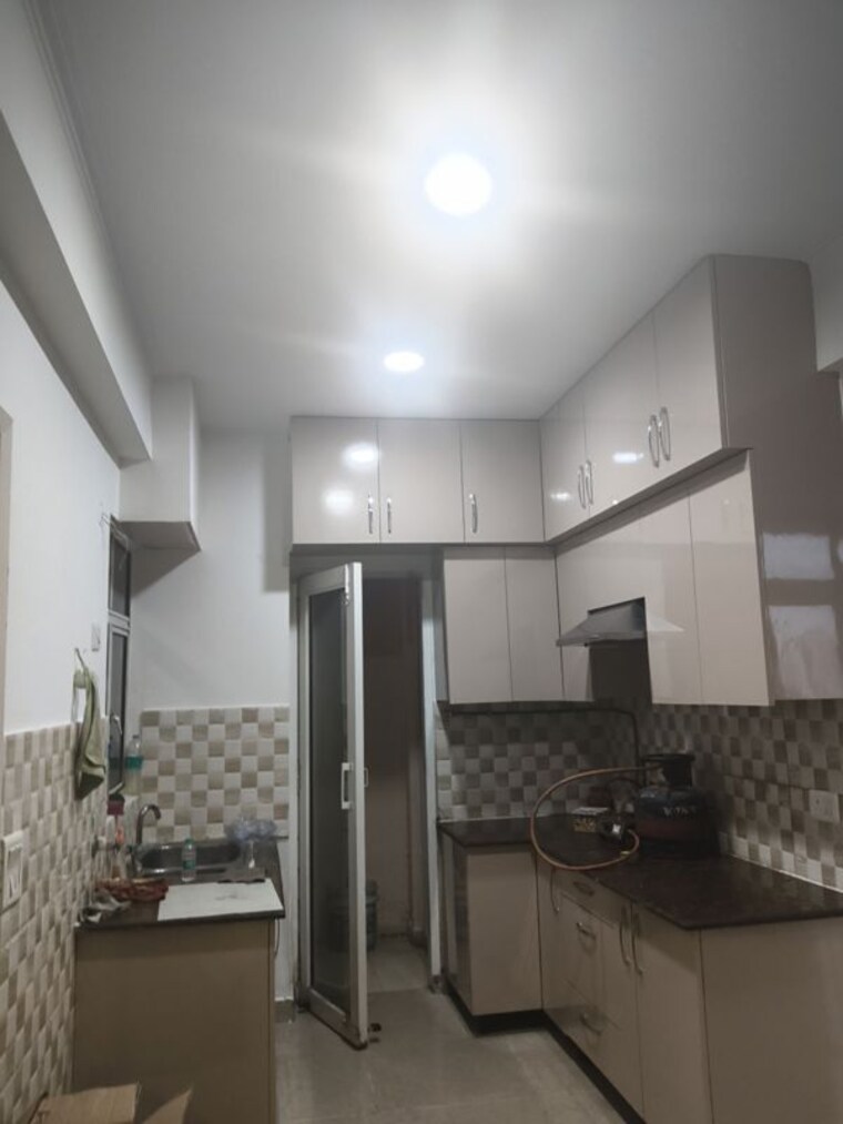 Kitchen, gaur-city-5th-avenue 3.5 Bedroom 1470 Sq.Ft. Apartment In Sector 4 Greater Noida Greater Noida 10193980