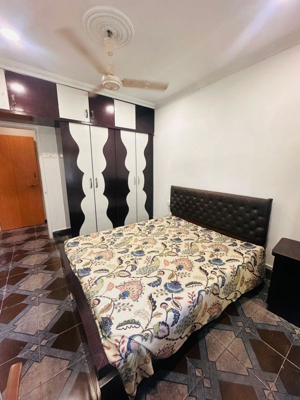 2 BHK Apartment For Rent in Cross Gate Apartment