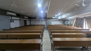  Office Space For Rent in Crescent Plaza, Andheri East