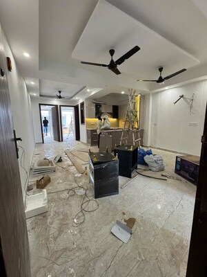 Master Bedroom in 3 BHK Apartment at Palm Residency Chhatarpur, Chattarpur – for Rent