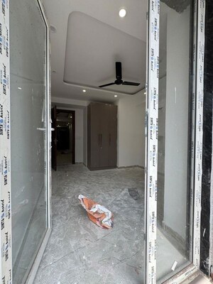 Bathroom in 3 BHK Apartment at Palm Residency Chhatarpur, Chattarpur – for Rent