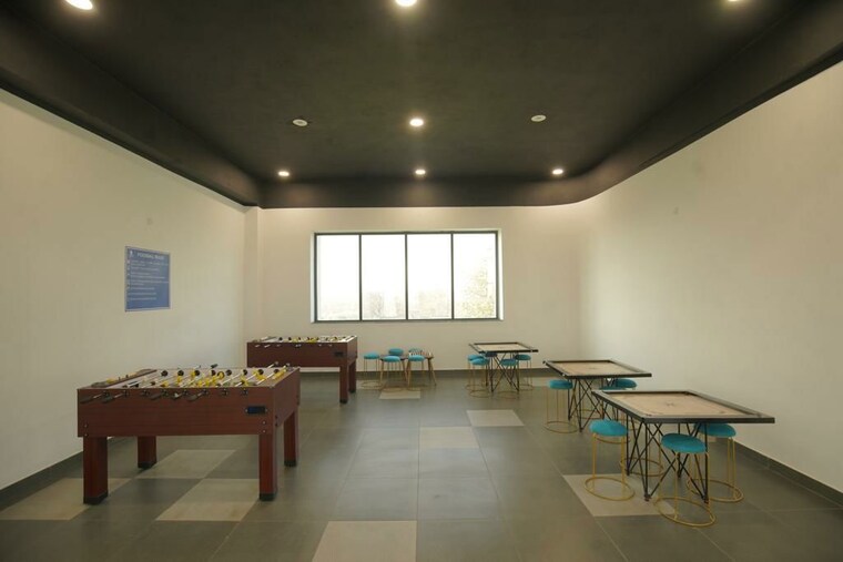 Living Room, sector 113 3 Bedroom 227 Sq.Yd. Apartment In Sector 113 Mohali 10193993