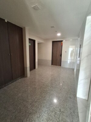 Room in 3 BHK Apartment at Shivaji Park – for Sale