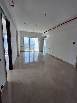 Room in 3 BHK Apartment at Shivaji Park – for Sale