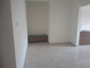Room in 2 BHK Builder Floor at Nri Layout – for Rent