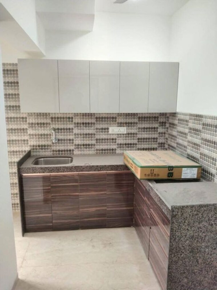 Kitchen, andheri west 2 Bedroom 600 Sq.Ft. Apartment In Andheri West Mumbai 10194005