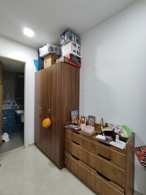 Furnished Amenities in 2 BHK Apartment at Lodha New Cuffe Parade, Wadala – for Rent