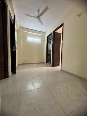 Room in 2 BHK Builder Floor at Palm Residency Chhatarpur, Chattarpur – for Rent