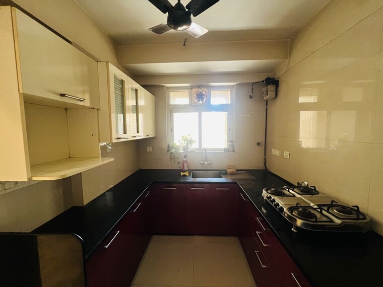 Kitchen, hiranandani-canary 3 Bedroom 999 Sq.Ft. Apartment In Ghodbunder Road Thane 10194026