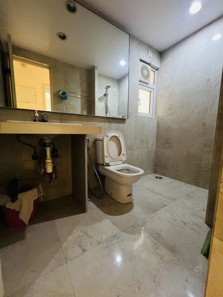 Kitchen, hiranandani-canary 3 Bedroom 999 Sq.Ft. Apartment In Ghodbunder Road Thane 10194026