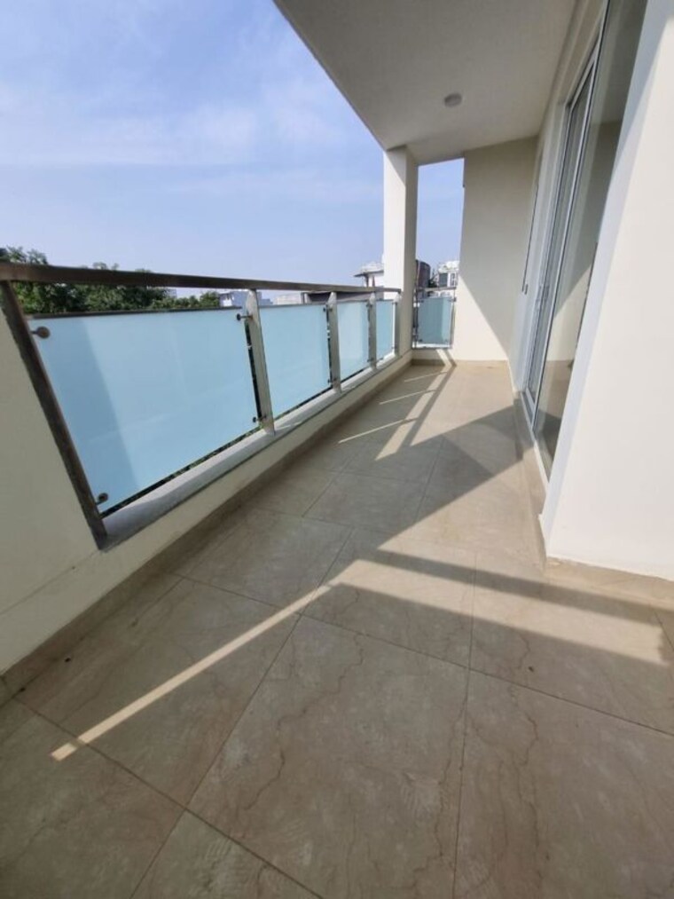 Balcony, dlf-royale-residences 4 Bedroom 4500 Sq.Ft. Builder Floor In Dlf Phase I Gurgaon 10194036