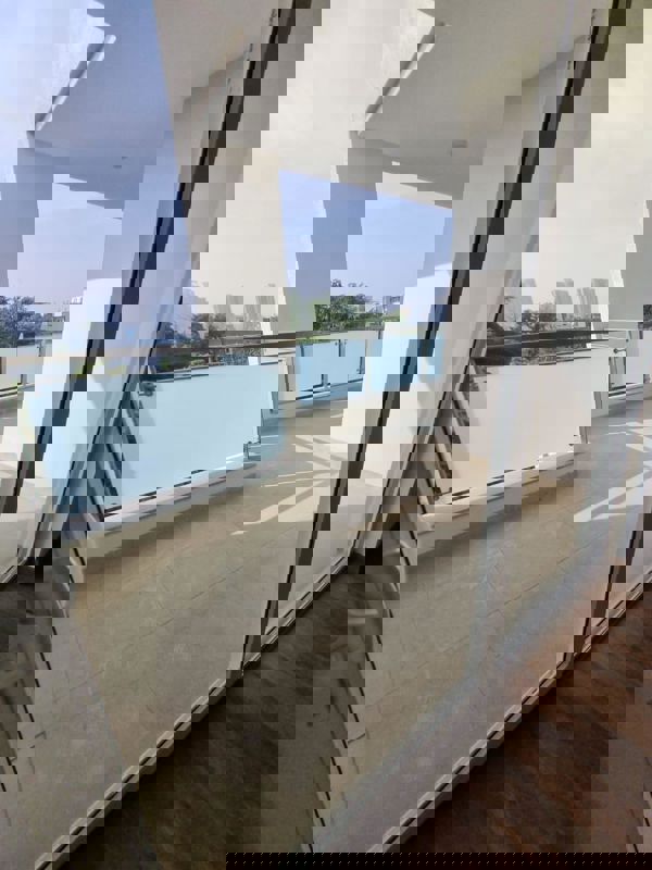 4 BHK + Pooja Room,Servant Room,Study Room,Extra Room 4500 Sq.Ft. Builder Floor in DLF Royale Residences