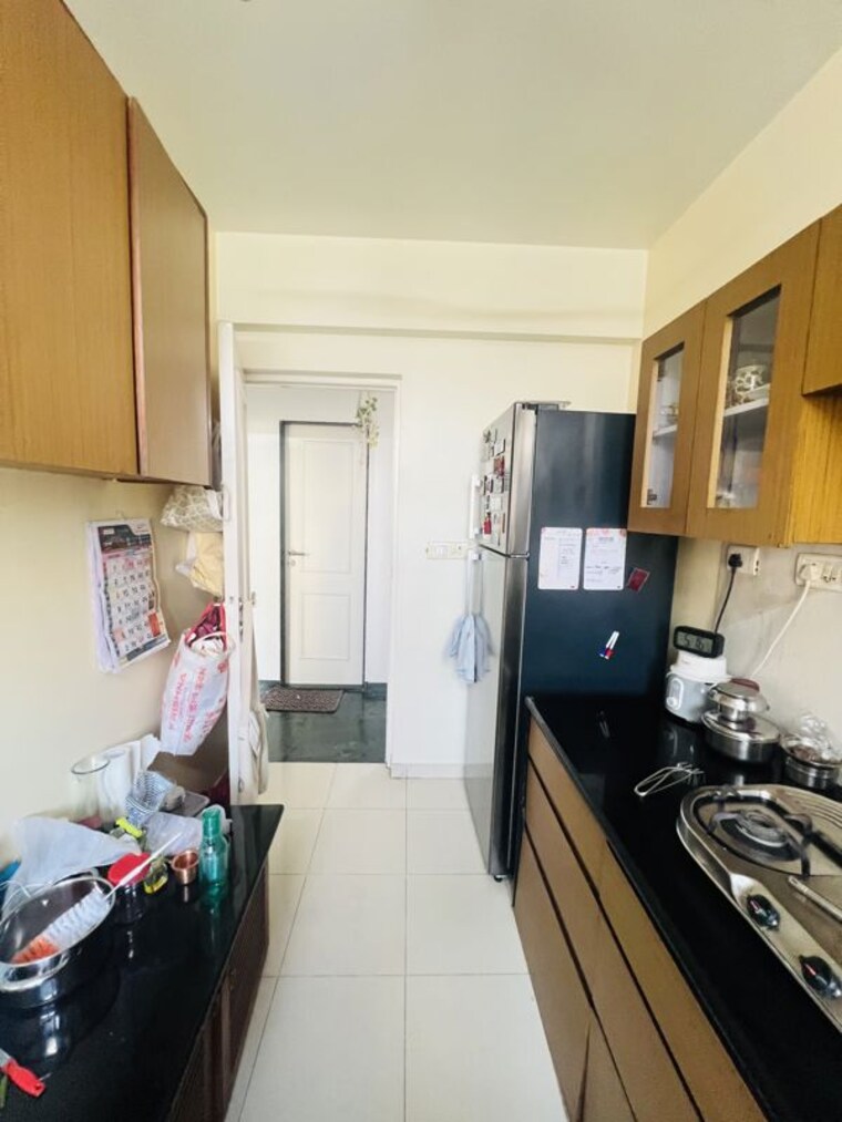 Kitchen, hiranandani-tiara 2 Bedroom 760 Sq.Ft. Apartment In Ghodbunder Road Thane 10194034