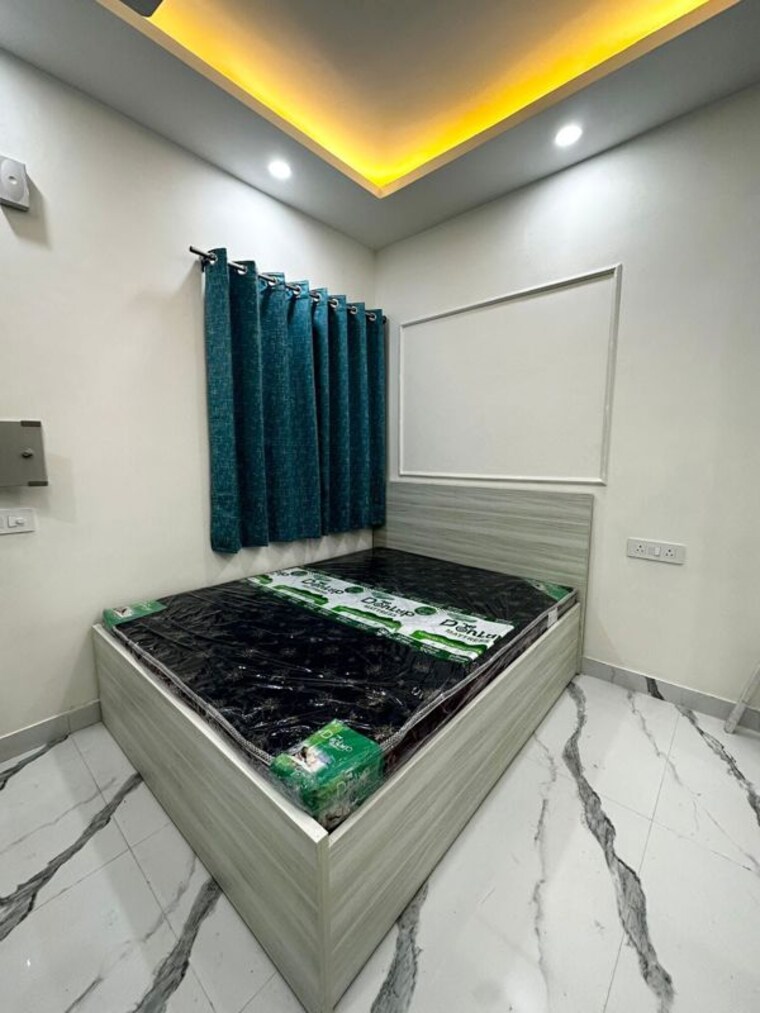 Bedroom, pioneer-araya 1 RK 300 Sq.Ft. Apartment In Sector 62 Gurgaon 10194052