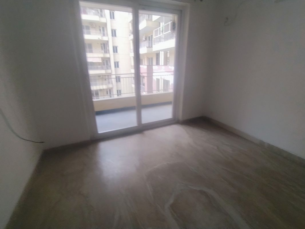 3 BHK 1945 Sq.Ft. Apartment in Supertech Araville