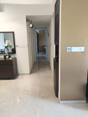Room in 2 BHK Apartment at Lodha Fiorenza, Goregaon East – for Rent