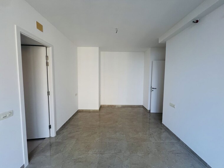 Room, hiranandani-cardinal 2.5 Bedroom 902 Sq.Ft. Apartment In Ghodbunder Road Thane 10194063