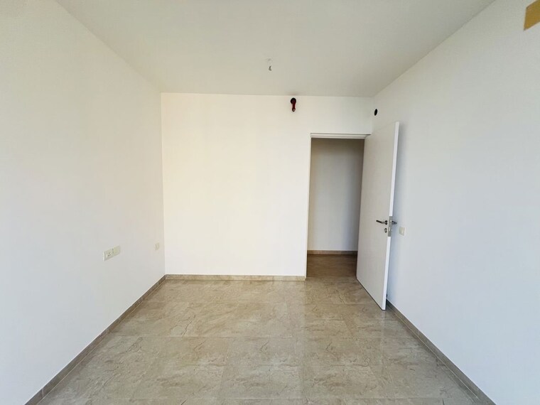 Room, hiranandani-cardinal 2.5 Bedroom 902 Sq.Ft. Apartment In Ghodbunder Road Thane 10194063