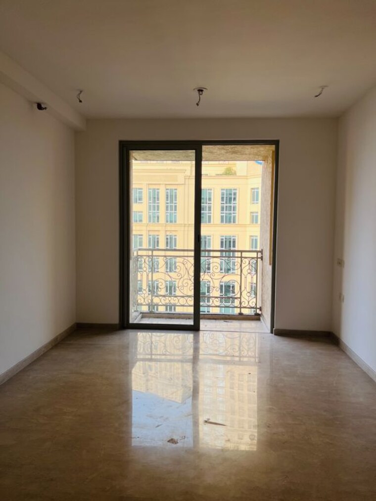 Room, hiranandani-cardinal 2.5 Bedroom 902 Sq.Ft. Apartment In Ghodbunder Road Thane 10194063