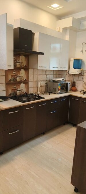 Kitchen in 3 BHK Builder Floor at Kohli One Malibu Town, Sector 47 – for Rent