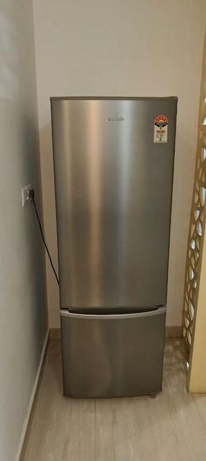 Furnished Amenities in 3 BHK Builder Floor at Kohli One Malibu Town, Sector 47 – for Rent