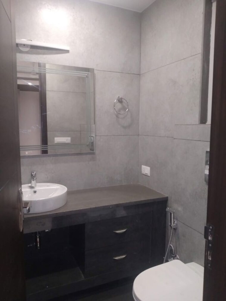 Bathroom, sare-home 3.5 Bedroom 1740 Sq.Ft. Apartment In Sector 92 Gurgaon 10194083