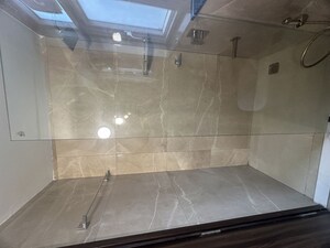 Bathroom in 3 BHK Builder Floor at Smart World Orchard, Sector 61 – for Rent