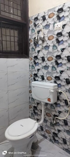 Bathroom in 1.5 BHK Builder Floor at Mayur Vihar – for Rent