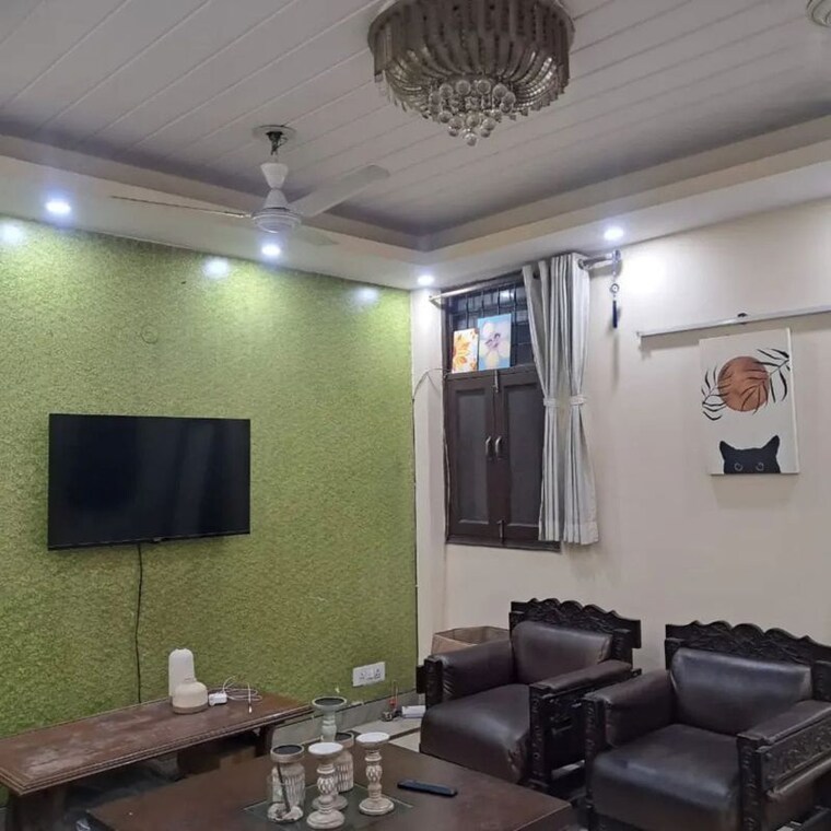 Living Room, east of kailash 2 Bedroom 1400 Sq.Ft. Builder Floor In East Of Kailash Delhi 10194144