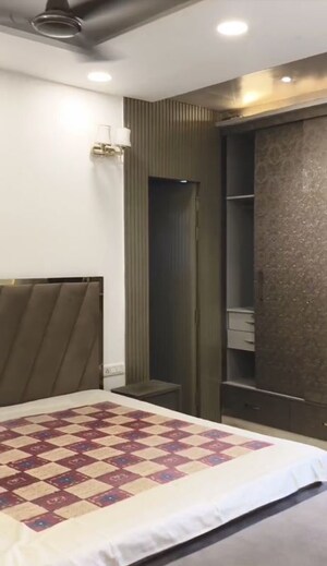 Building Lobby in 3 BHK Builder Floor at Kohli One Malibu Town, Sector 47 – for Rent